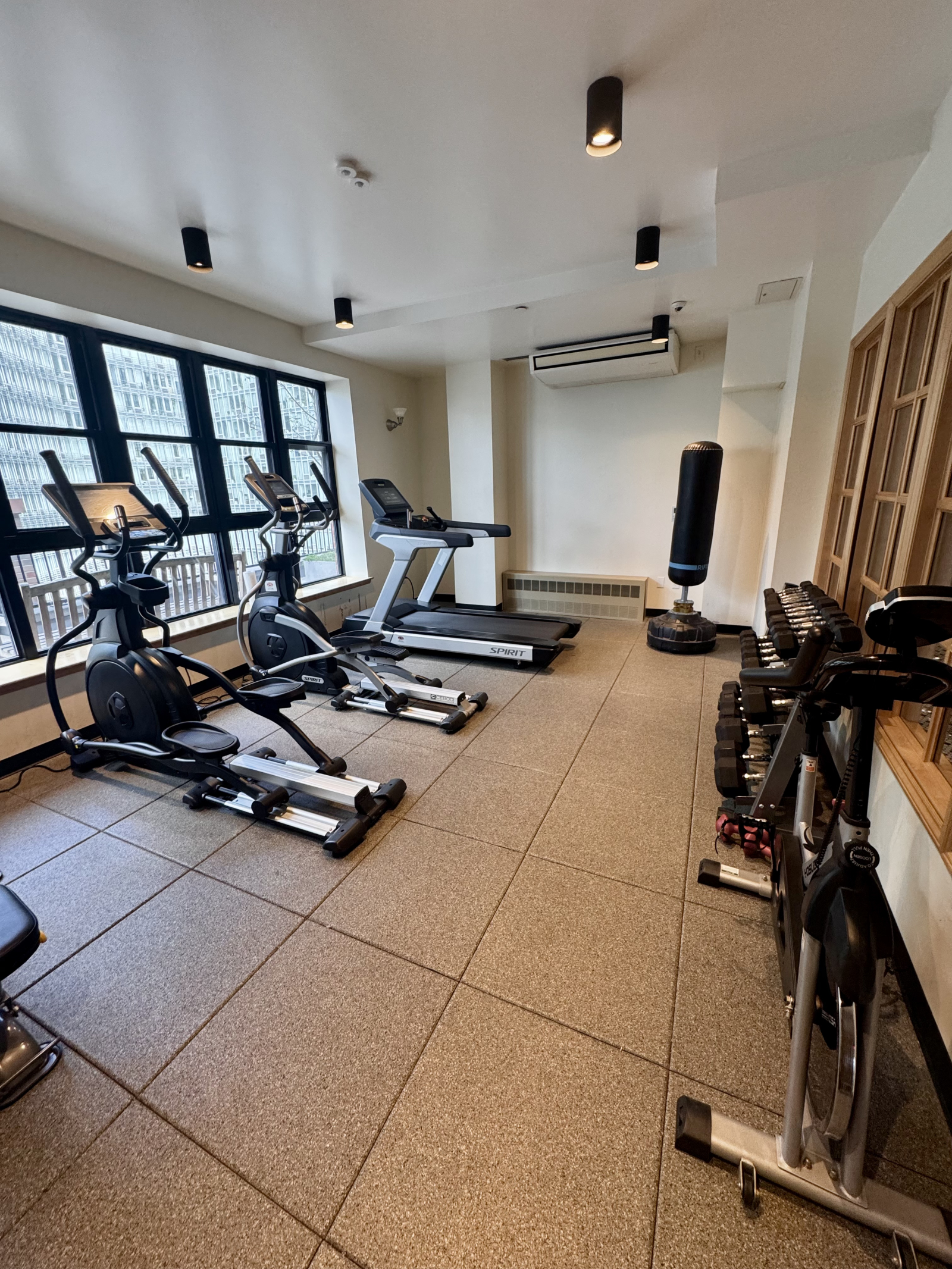 Peaceful Retreat Near Times Square & Broadway