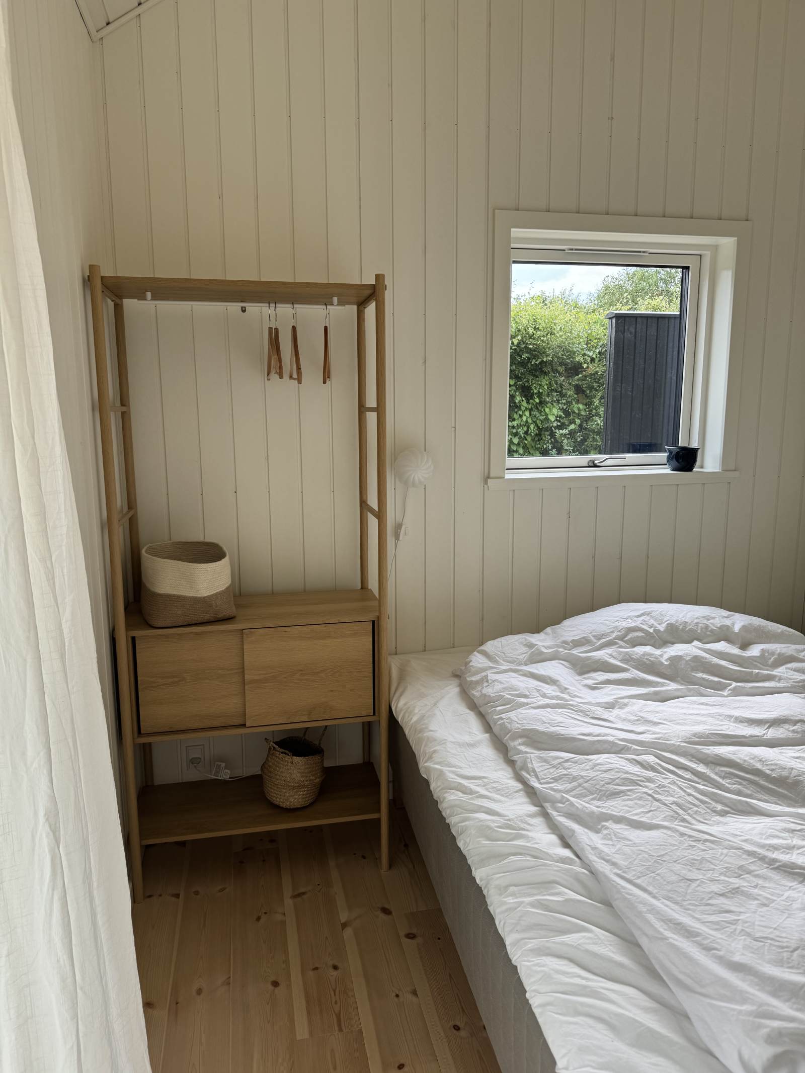 Dormitorio 04 con cama doble