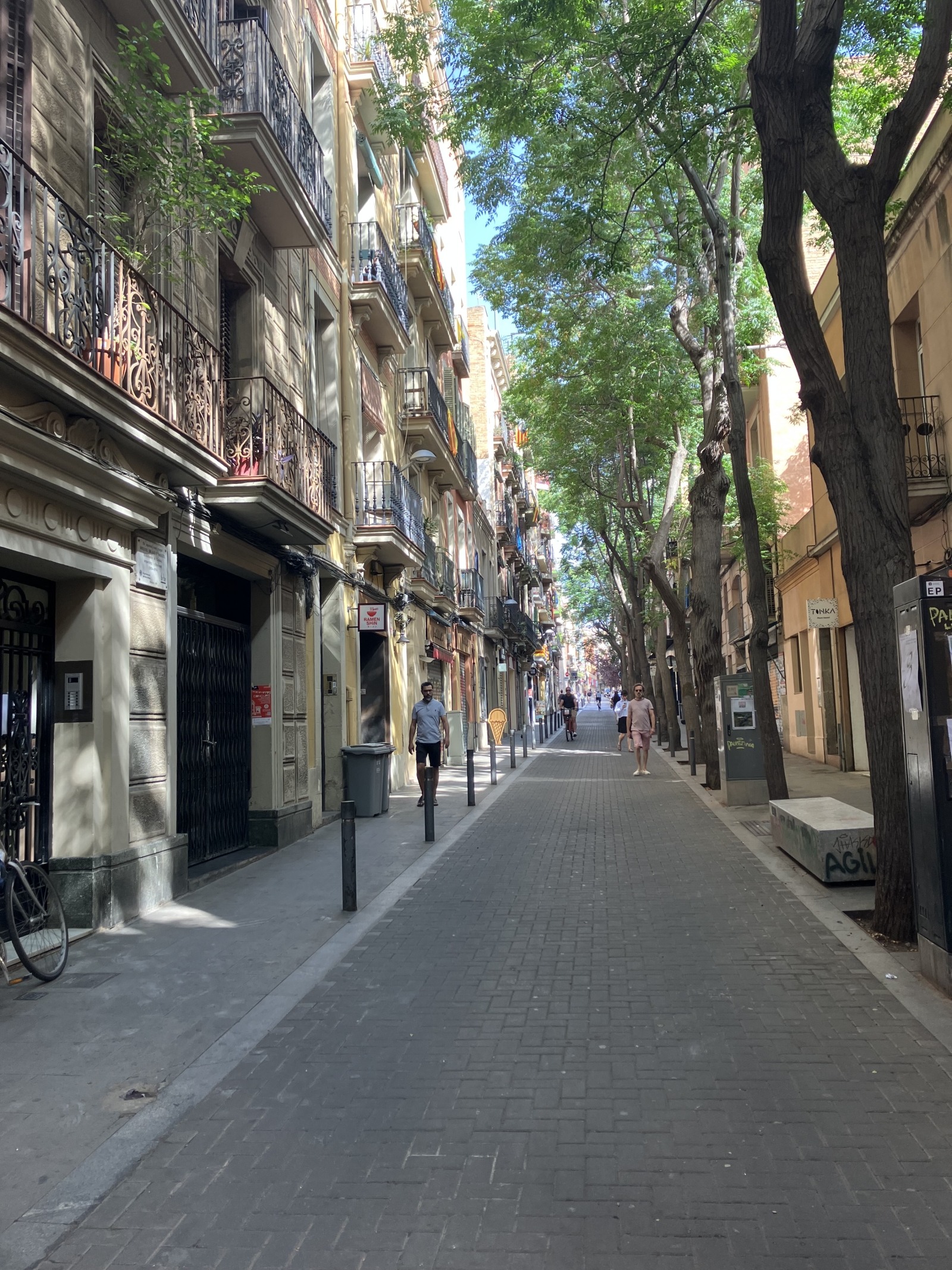 Appartamento soleggiato con due camere da letto nel cuore di Barcellona