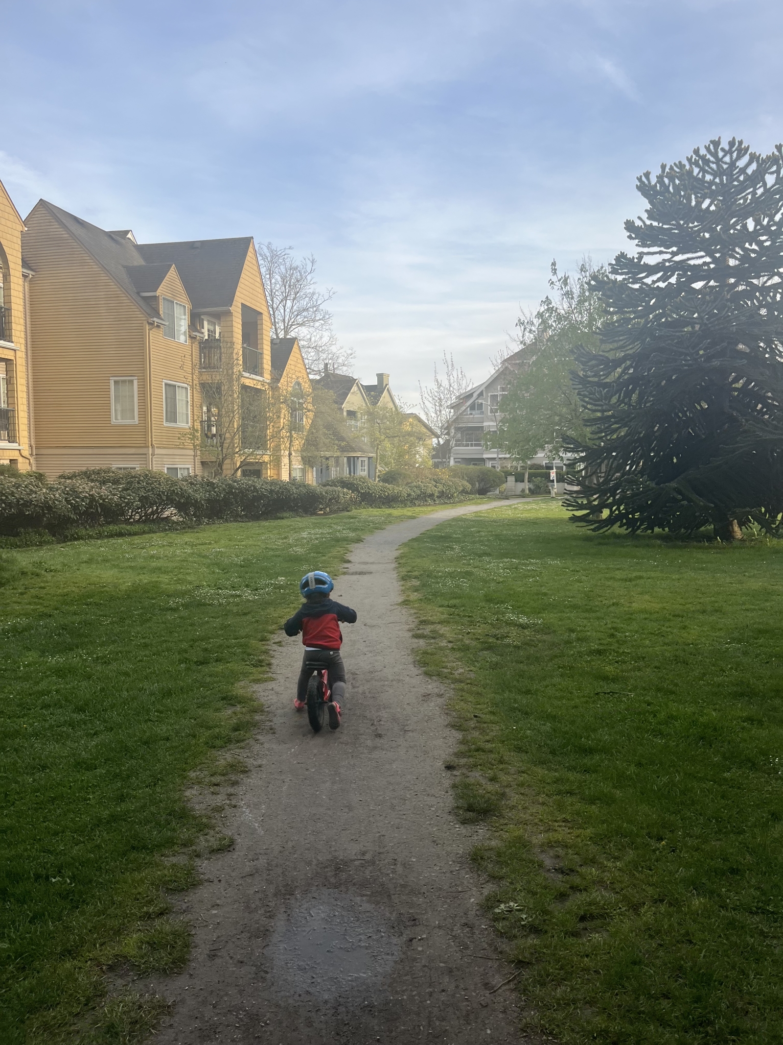 Prachtige wandelbare 2-slaapkamer APMT - dicht bij Vancouver, stranden, parken, skiën, openbaar vervoer!