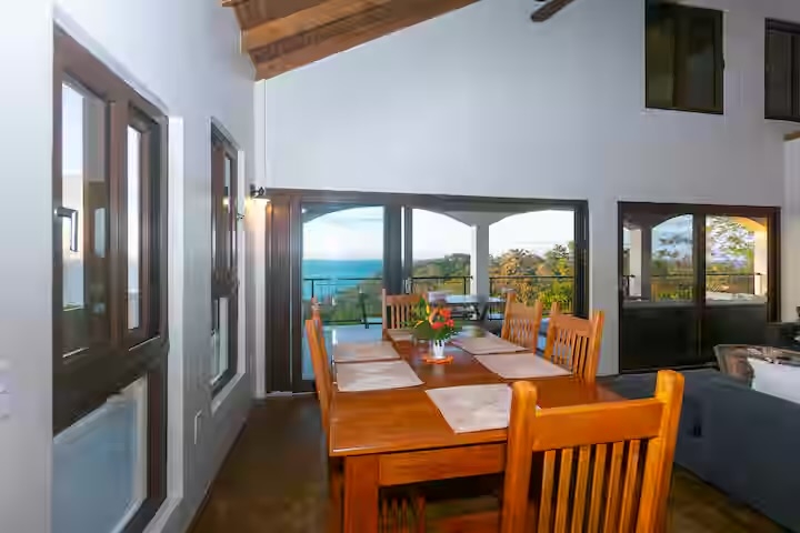 Apricari-villa