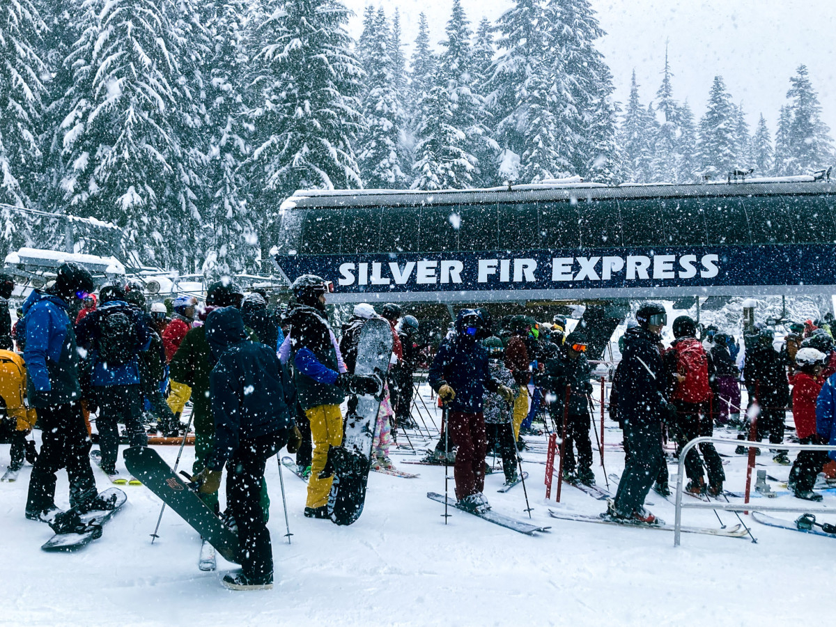 Journée de ski dans la poudreuse @ Remontées mécaniques Silver Fir !