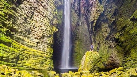 Fumacinha Waterfall. We are 17km from the start of the trail