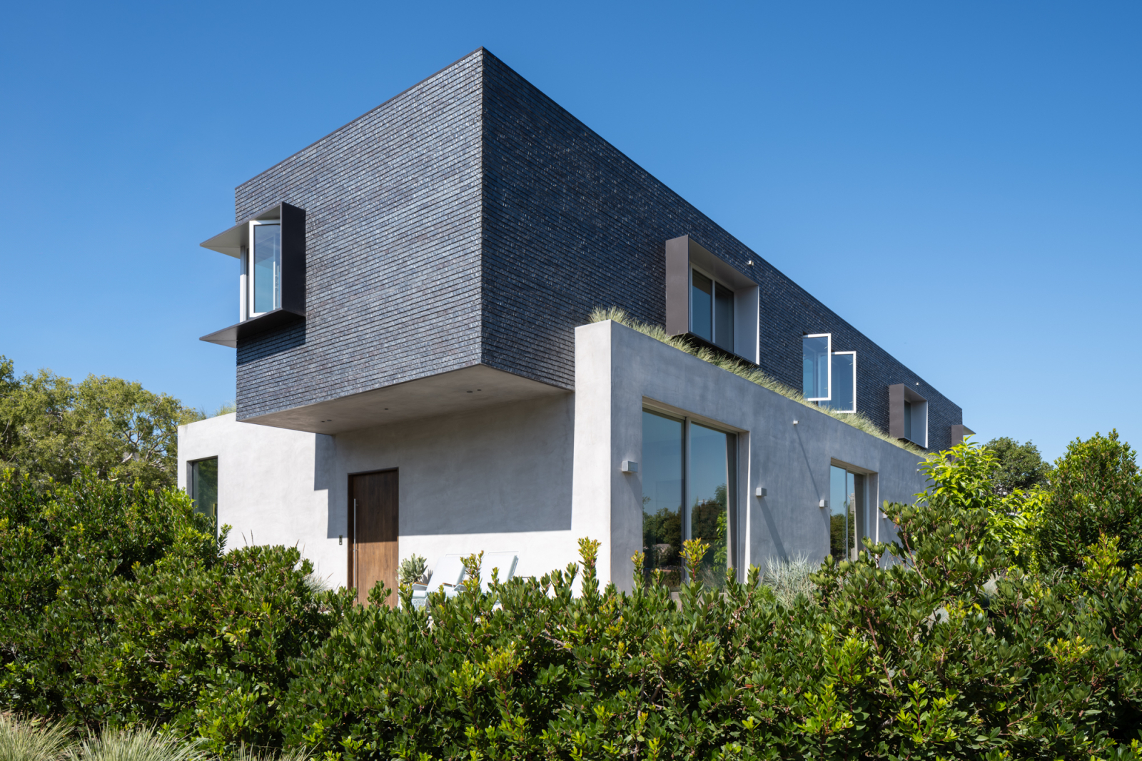 Striking Modern Eco Home