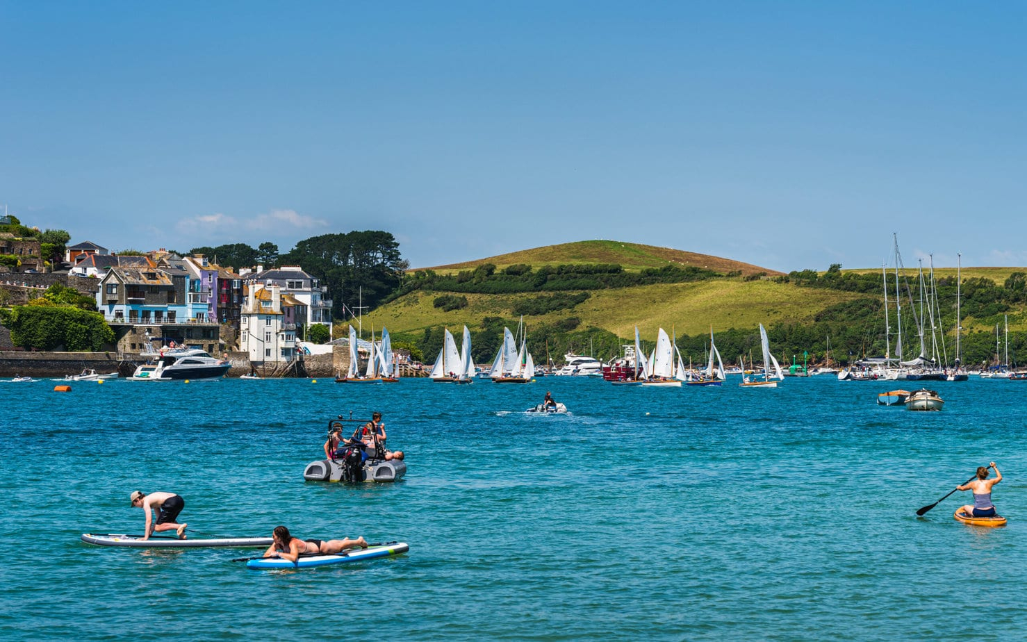 Waterfront Cottage, eingebettet am Meer in South Devon, Großbritannien,