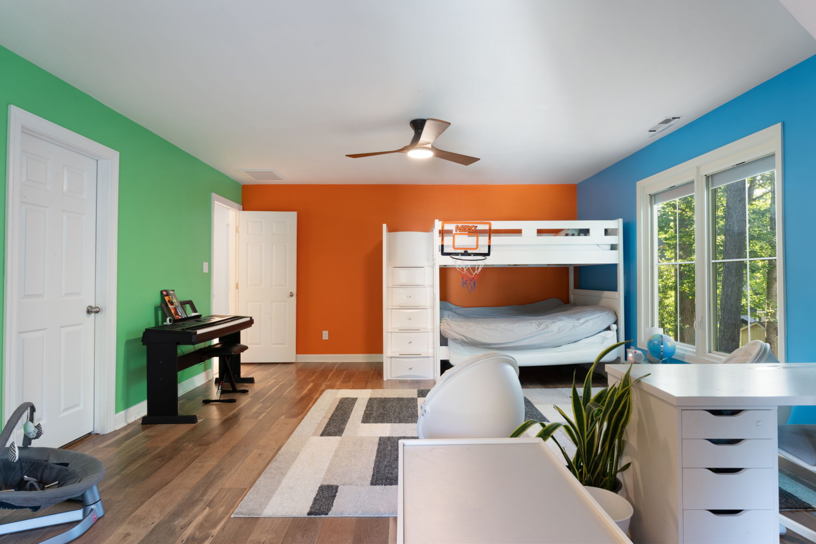 Vicino al centro 5BR + Ufficio Grande casa con cortile a Raleigh, NC