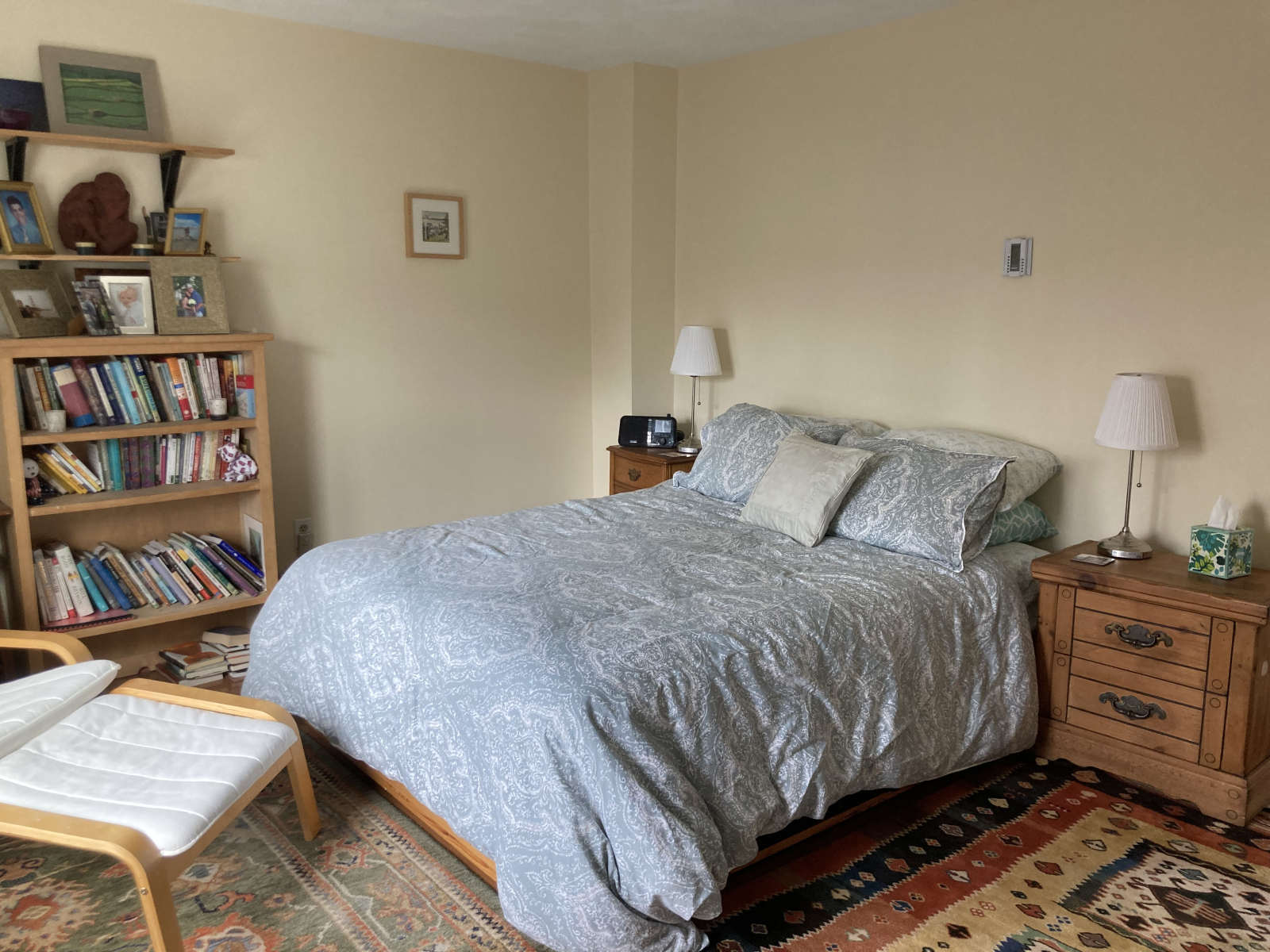 Dormitorio #1 con cama Queen