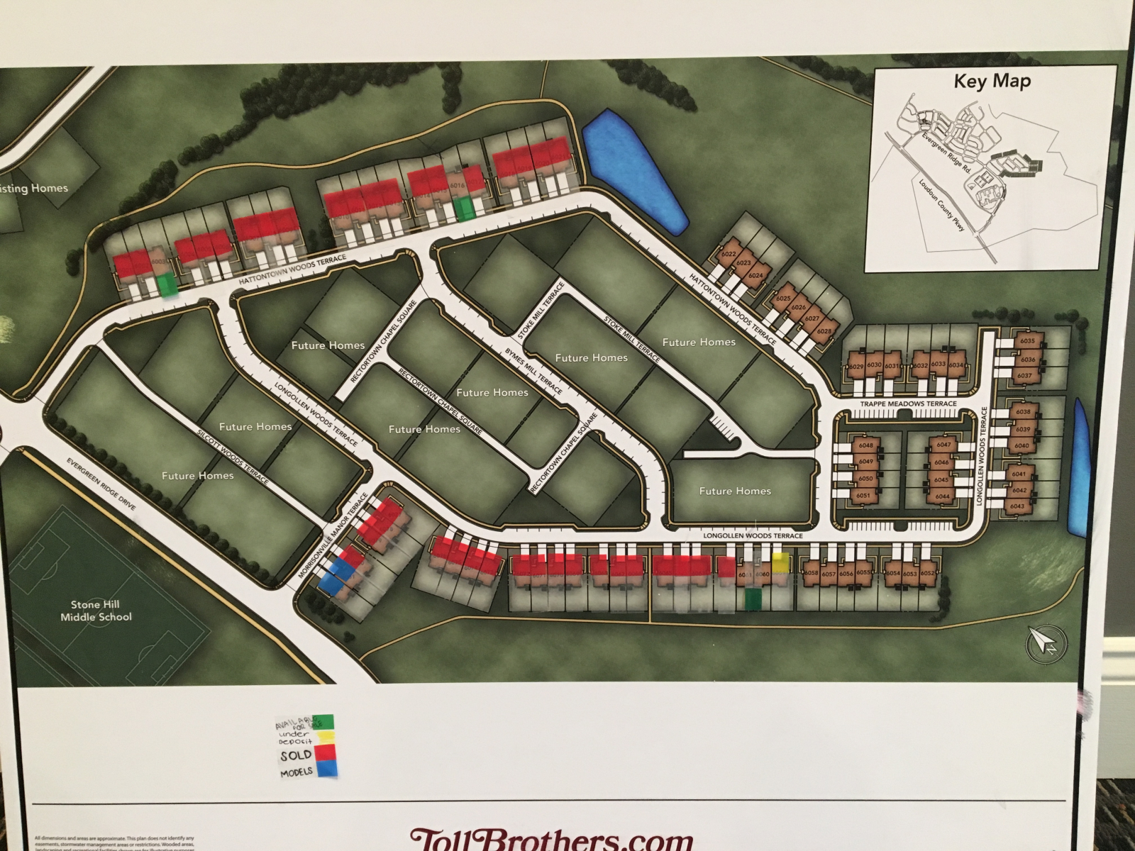 Dit is onze buurtkaart. Ons huis bevindt zich in de meest linkse hoek in de bovenste rij. U kunt zie ...