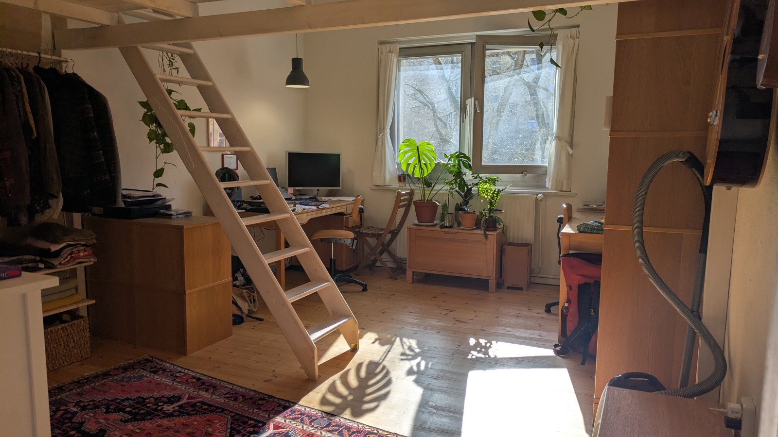 Klein Groen appartement in een knus hoekje van Berlijn Neukölln