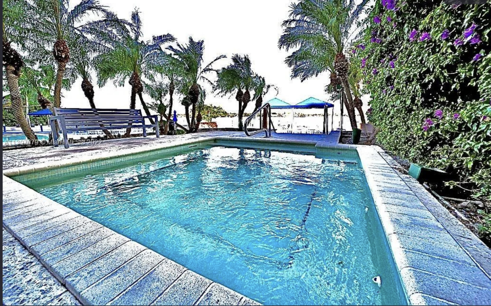 Studio nella zona più tranquilla di South Beach con vista sul tramonto su Miami e una piscina, vasca idromassaggio, palestra, ecc.