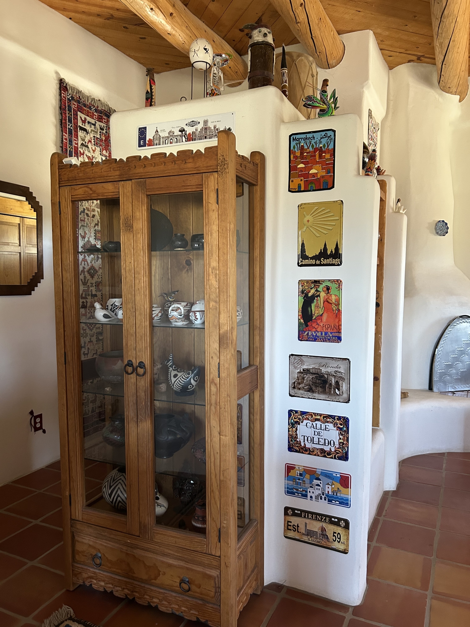 Taos !   Disponibilité automne et hiver dans les Montagnes Rocheuses fraîches.   Globe ou non-simultané, ou Pluton !