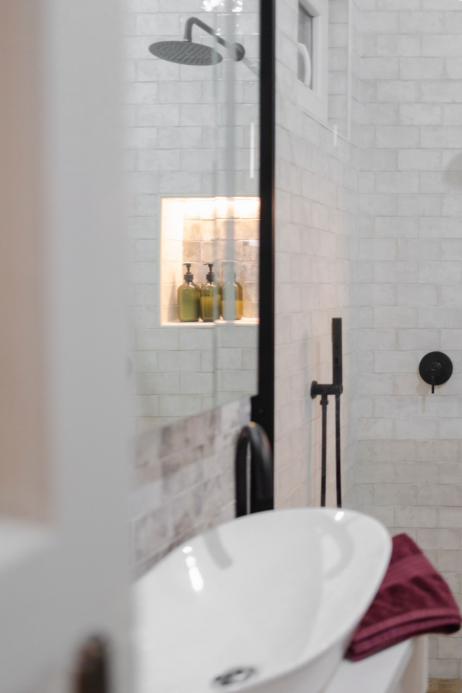 Downtown, Budapest - Centrally located with everything you want in Walking Distance!