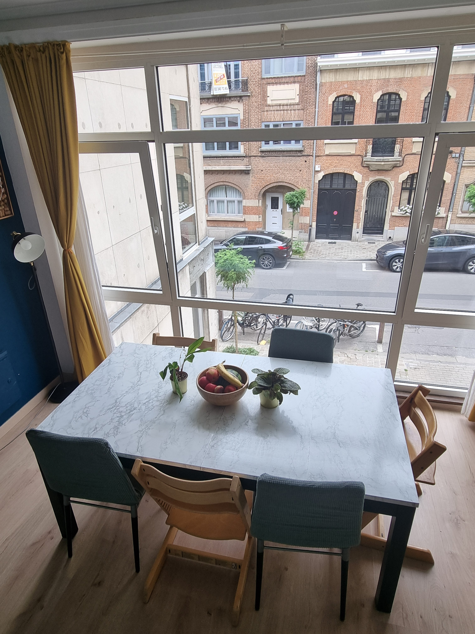 Sala de estar principal: comedor.