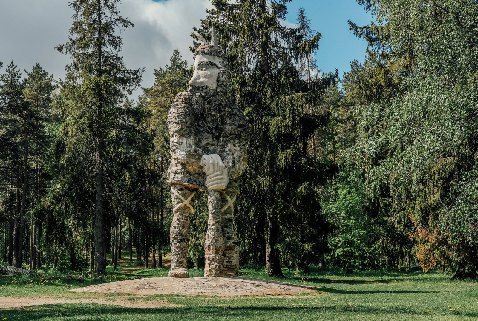 Sculpture of Estonia's national Epic in the park next door