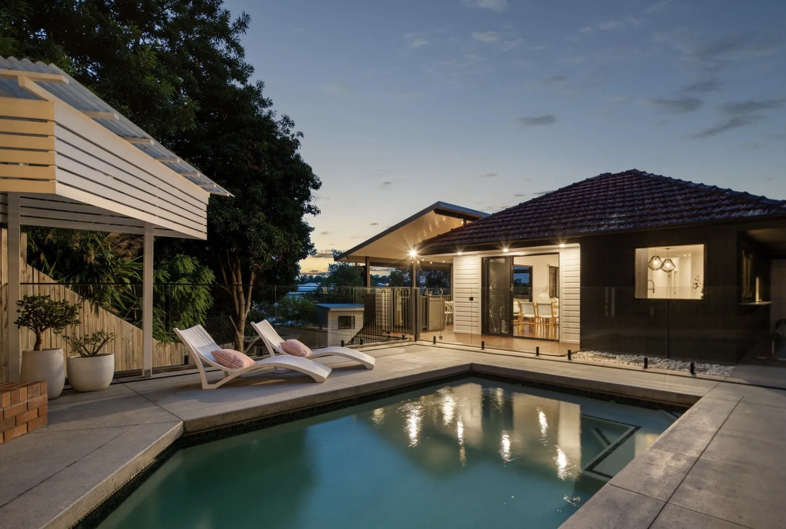 4brm house in inner Brisbane (Camp Hill)