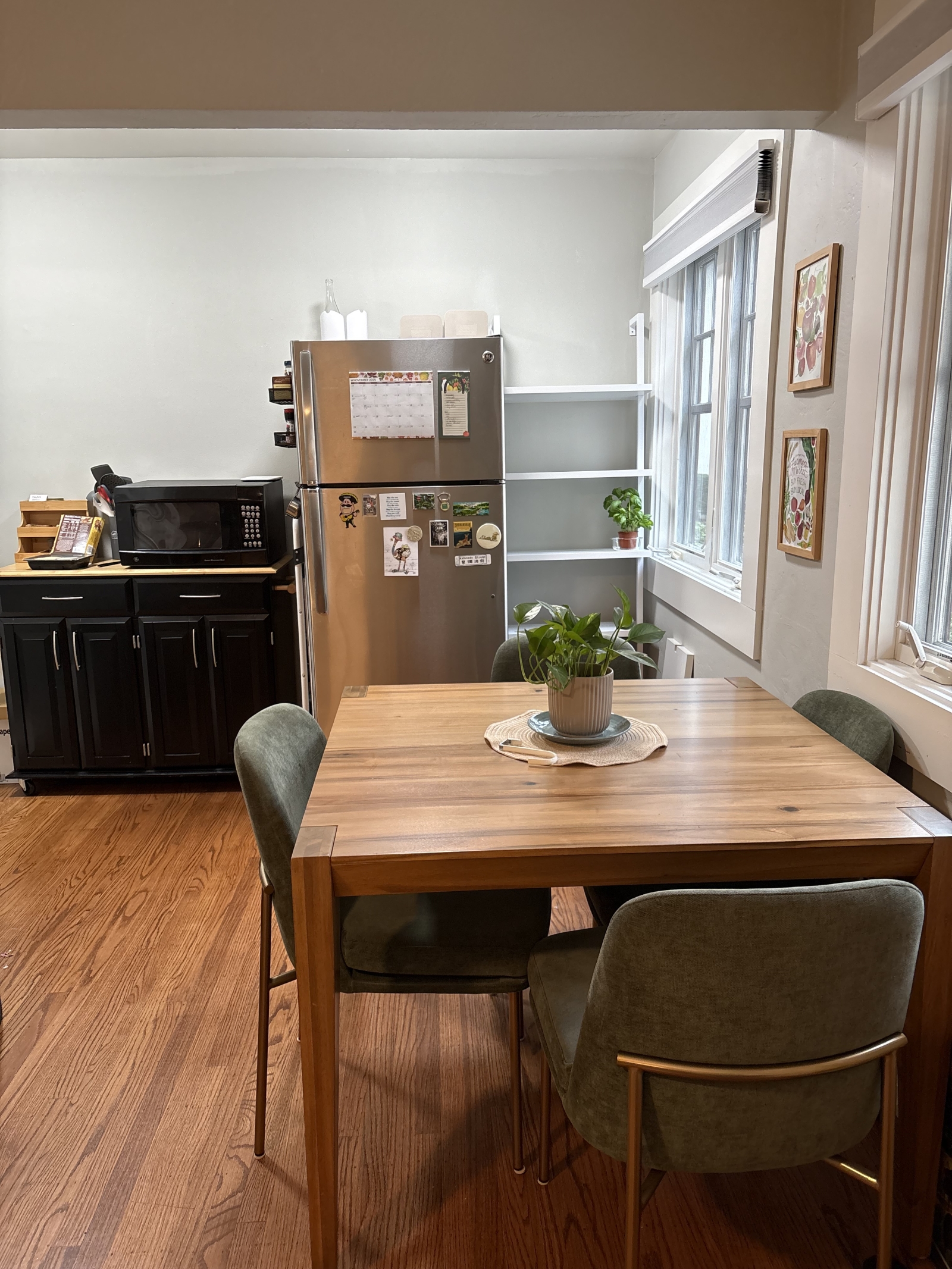 Komm und wohn in meiner Einzimmerwohnung im Herzen von Palo Alto, nahe Stanford/San Francisco!