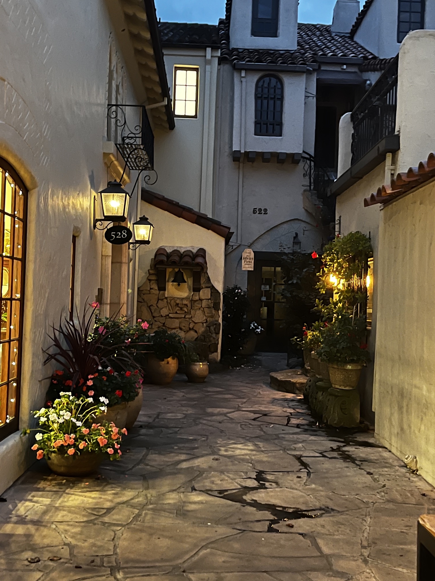 Komm und wohn in meiner Einzimmerwohnung im Herzen von Palo Alto, nahe Stanford/San Francisco!