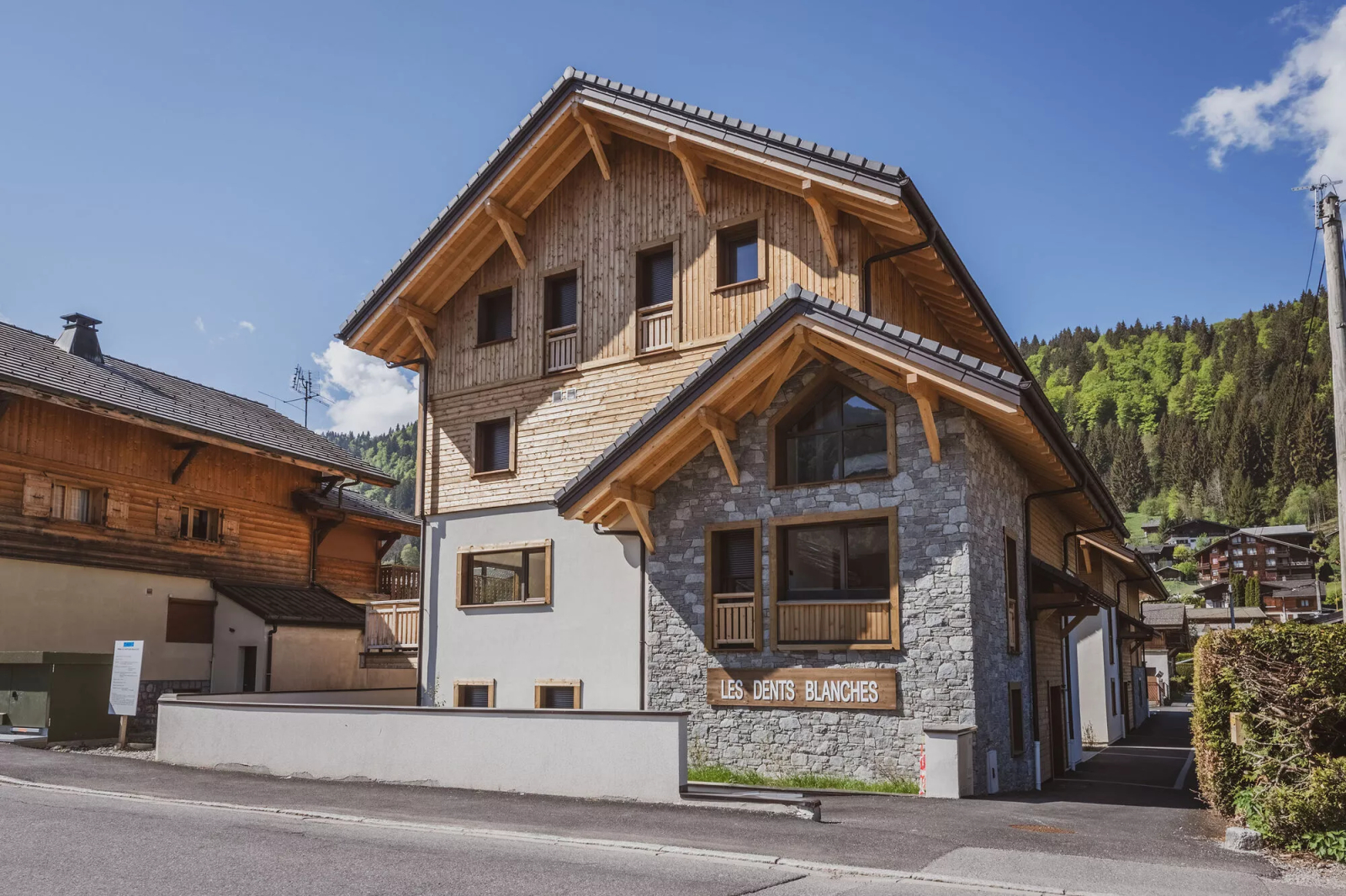 Luxury brand new apartment in the ski resort of Morzine - French Alps