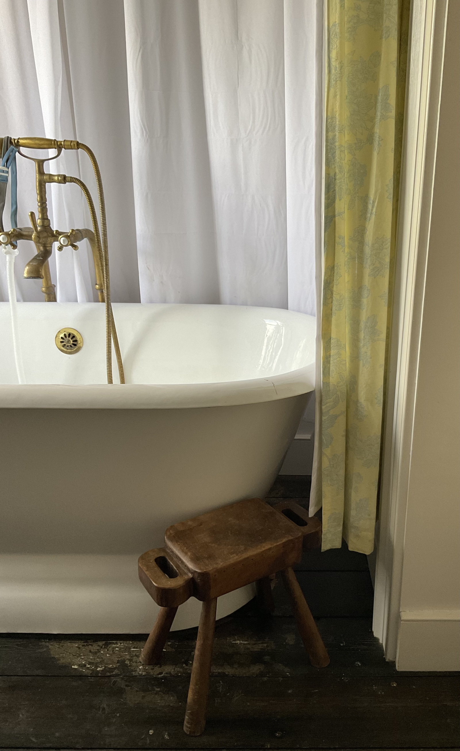 Peaceful Room & Bath in centrally located, Hudson Valley Farmhouse