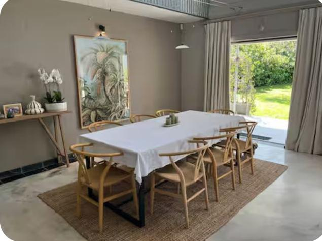 Spacious, warm family home nestled in the winelands.