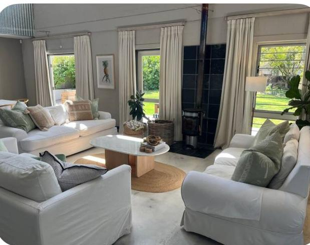 Spacious, warm family home nestled in the winelands.