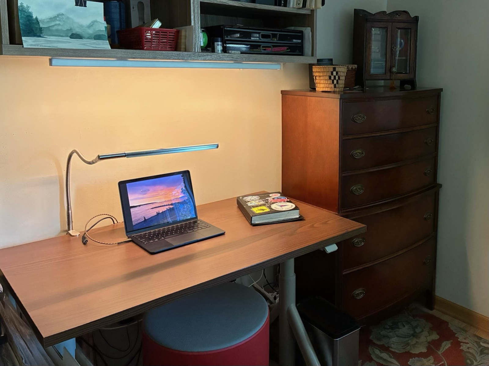 Escritorio en el dormitorio