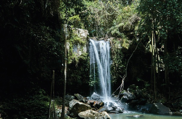 Water Watervallen in het achterland van de Gold Coast