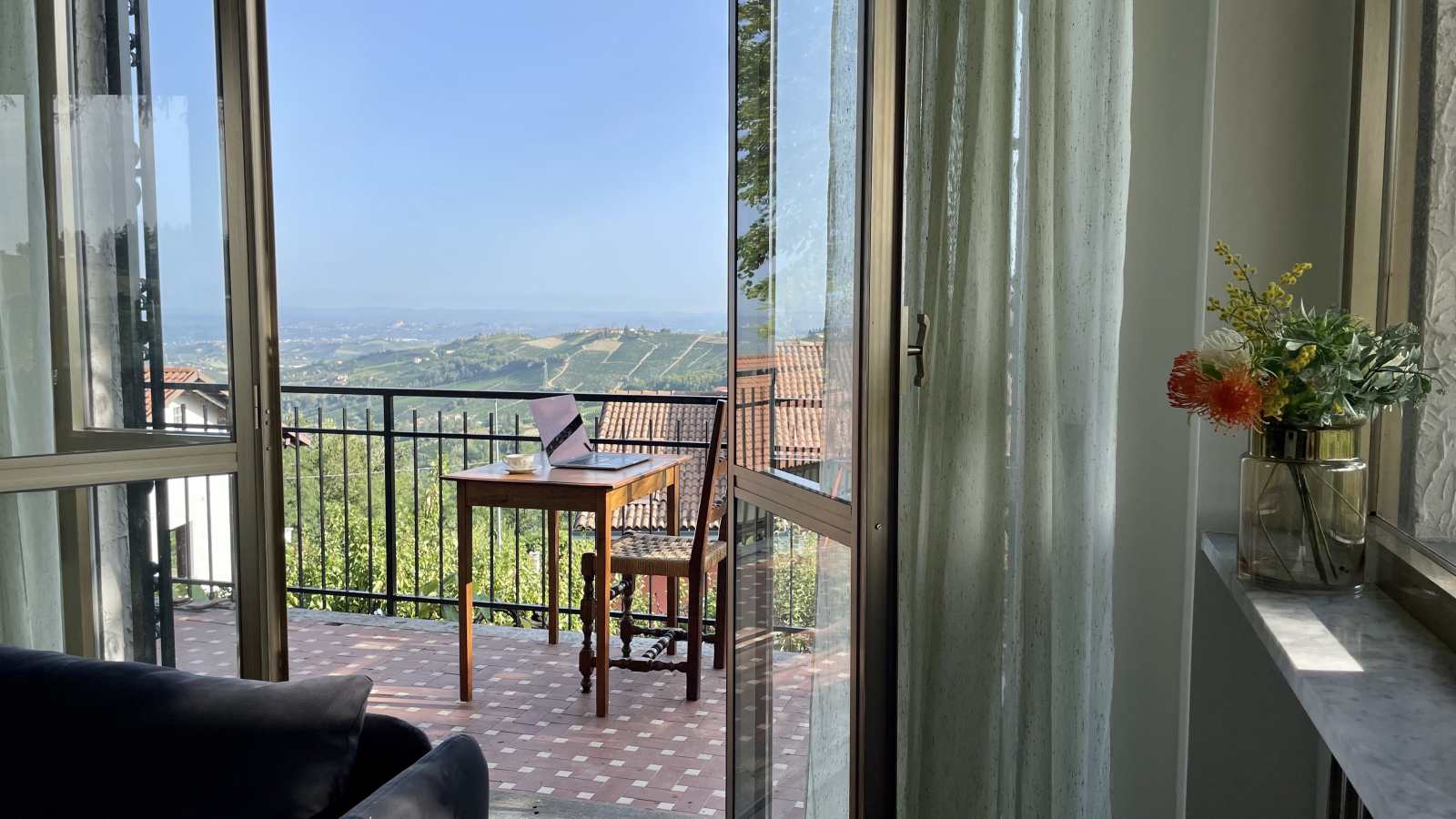 Villa Mirella  Holiday House in Piedmont wine region, Italy