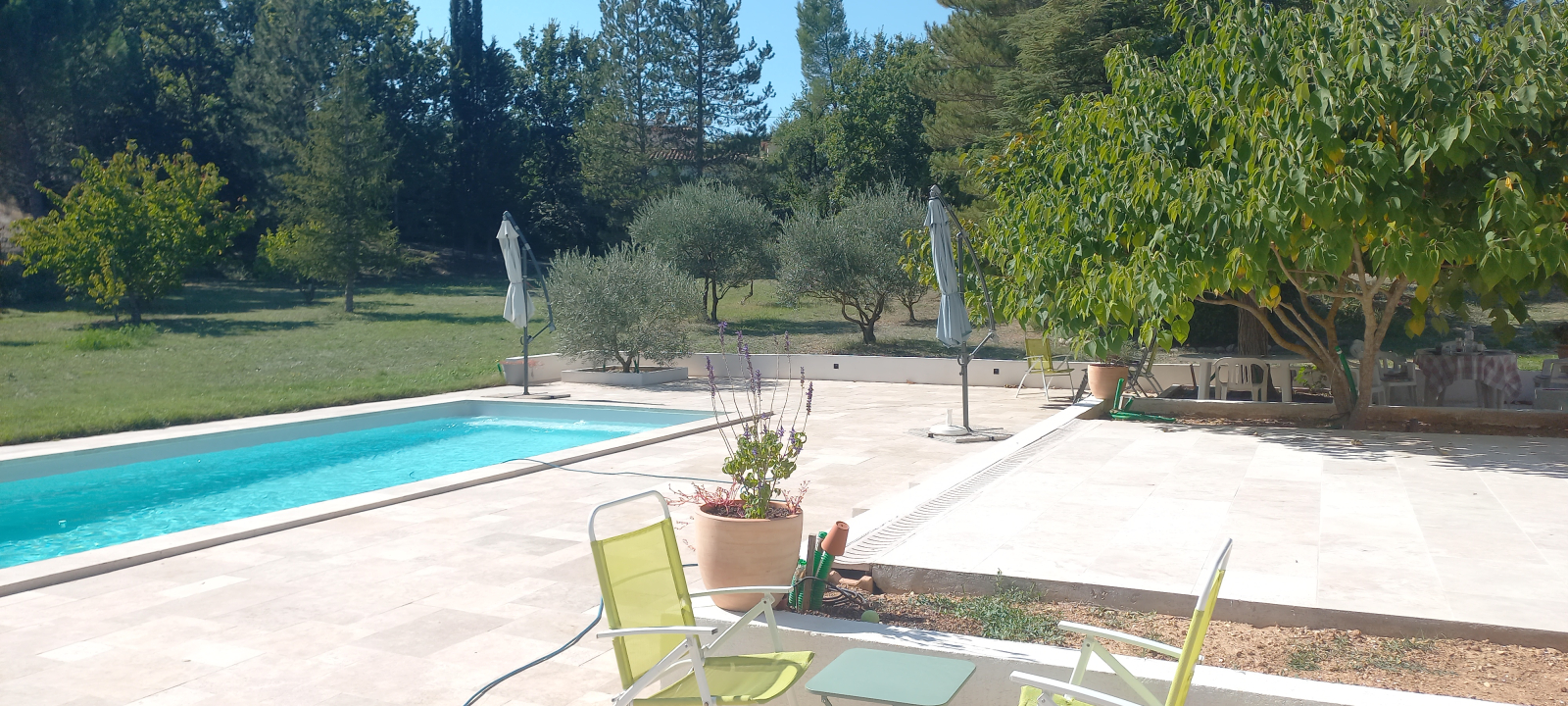🌿 Auténtica atmósfera provenzalse Un refugio de paz en Provenza, entre Aix y Luberón