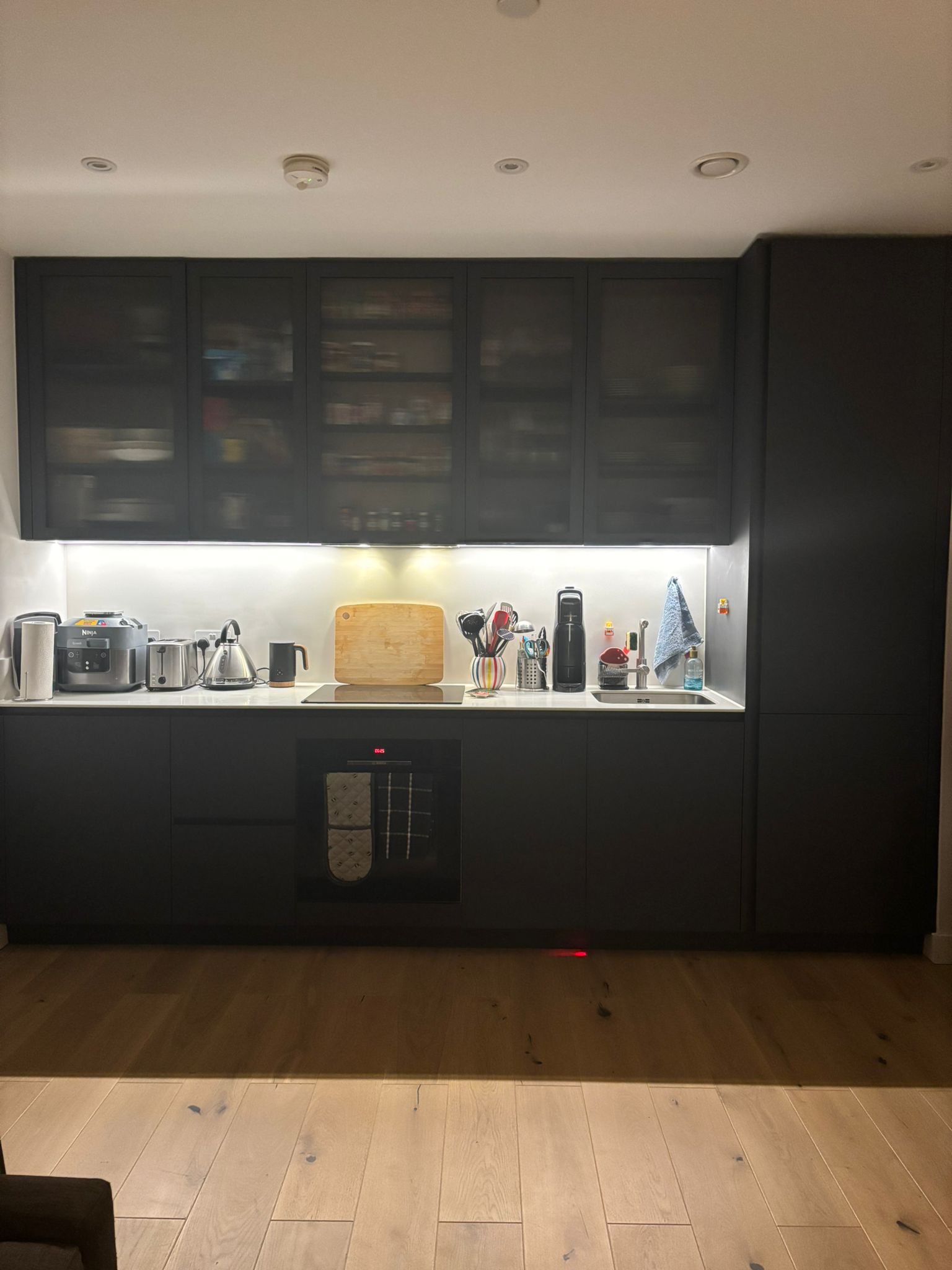 Modern 1 Bed Apartment