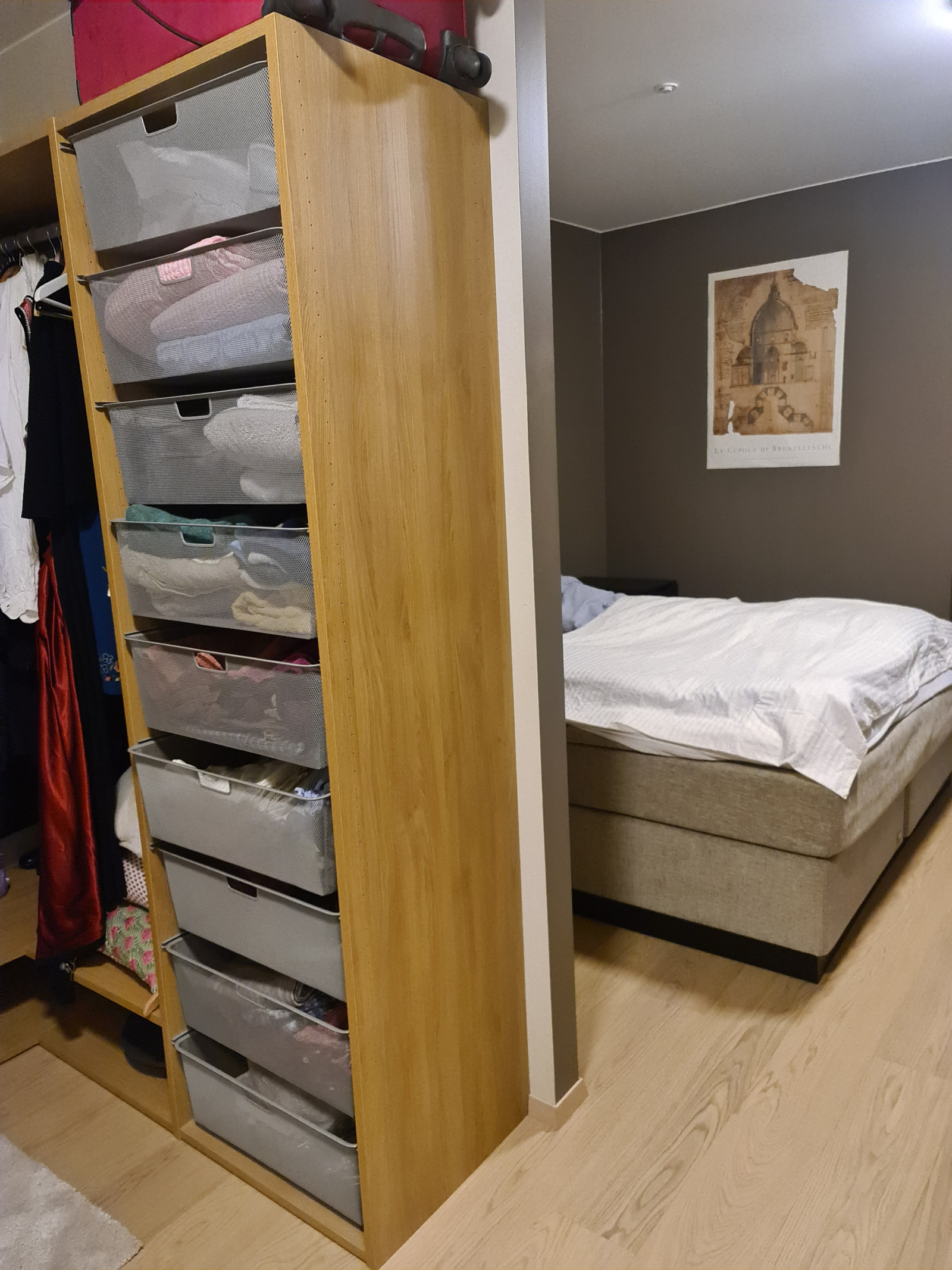 Light and airy 2 bed apartment