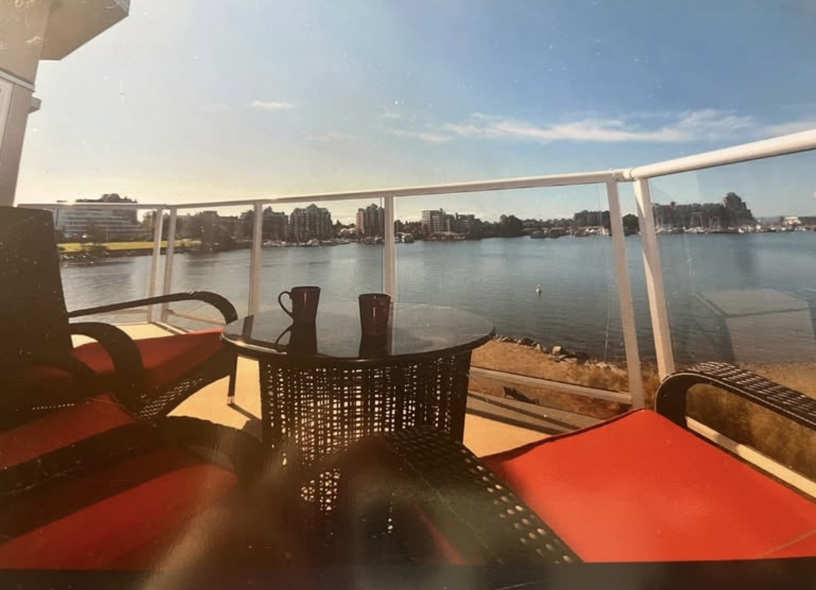 Waterfront condo aan de Inner Harbour van Victoria