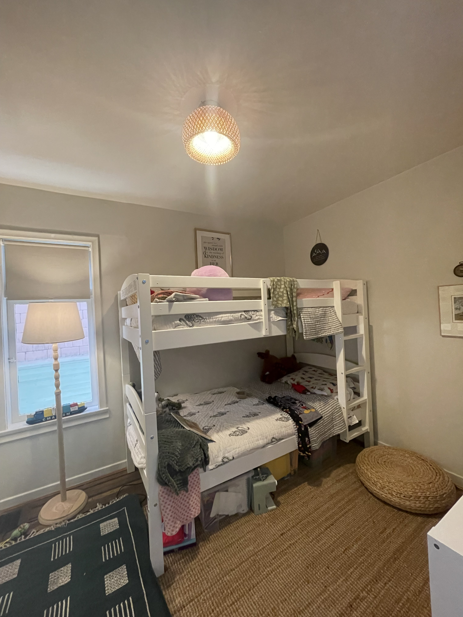 Escadas para a Praia | Casa Familiar Luminosa e Aconchegante em Vancouver