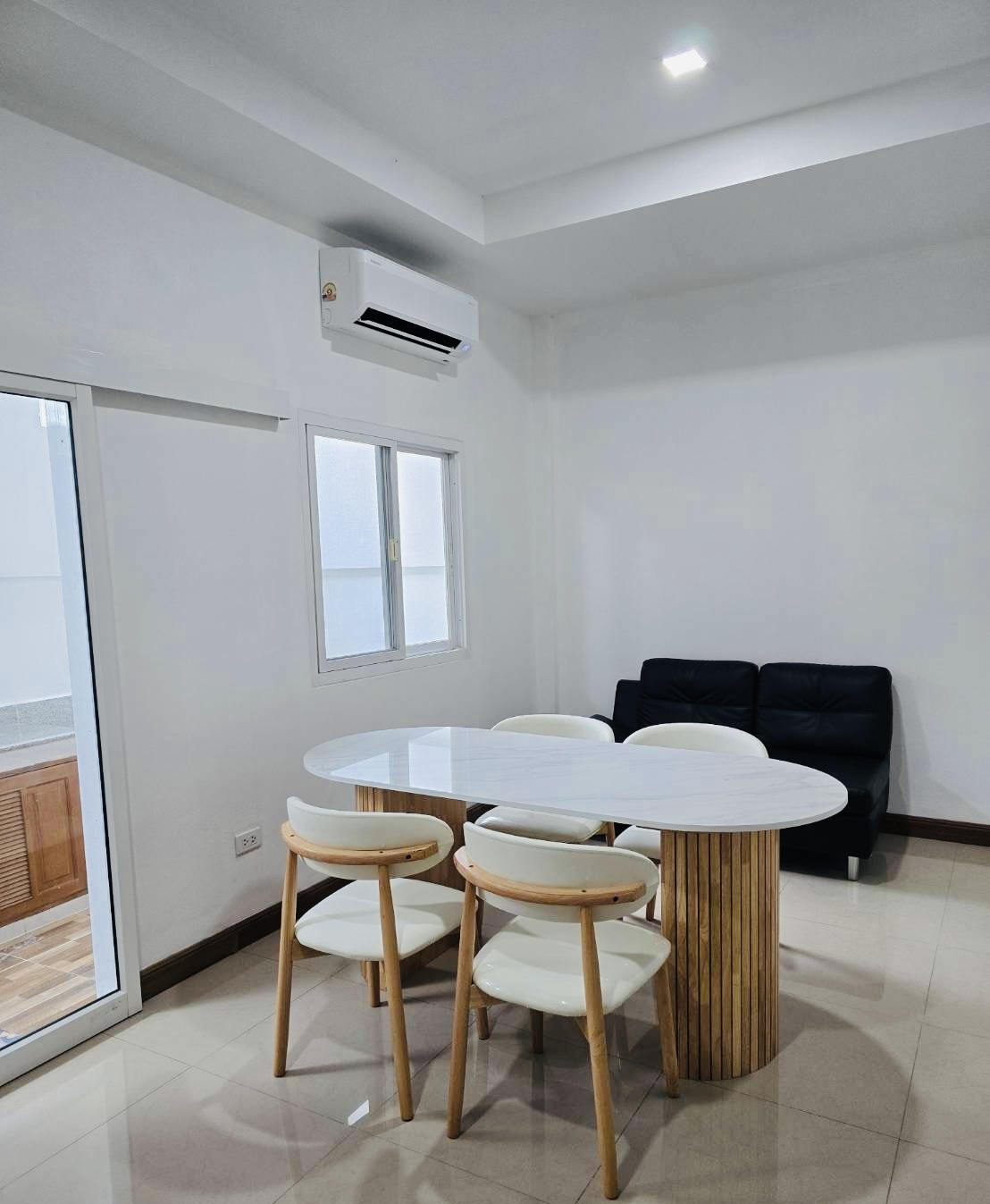 Live like a local in quiet neighborhood of Bangkok
