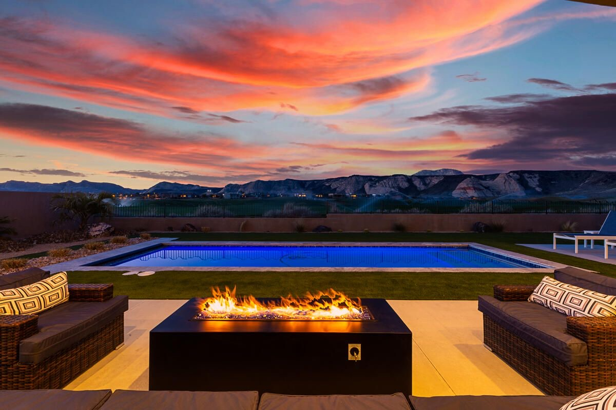 Private Pool Home located at Ledges Golf Course
