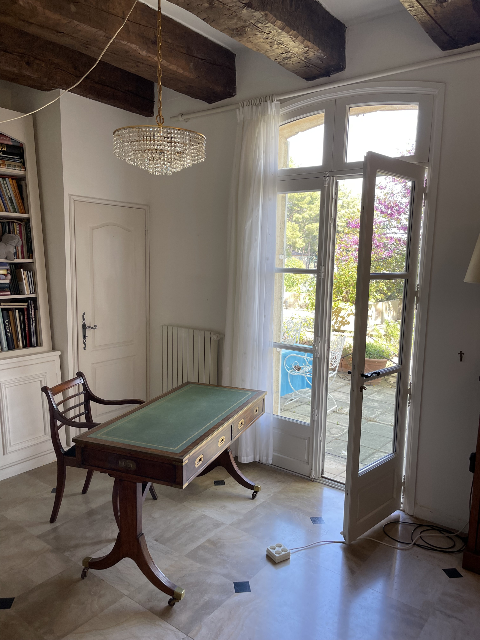 Casa Provençal espaçosa com jardim e piscina – Caminhada até o Aix Centre – Refúgio perfeito para o verão