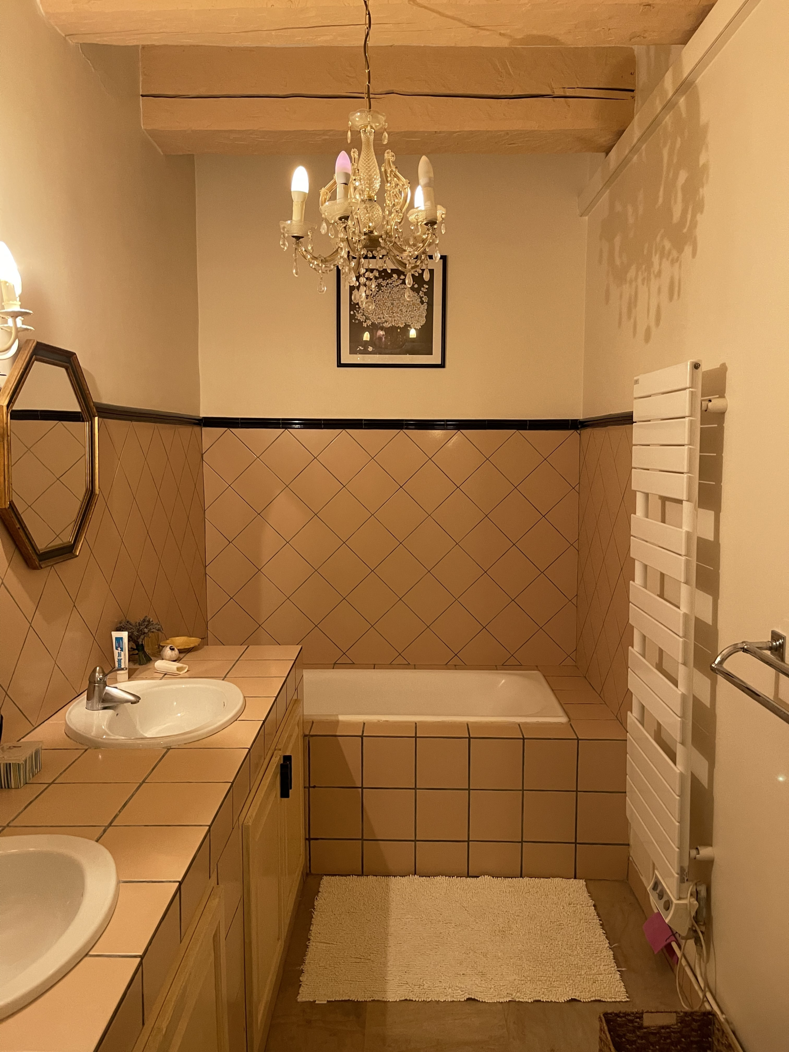 Casa Provençal espaçosa com jardim e piscina – Caminhada até o Aix Centre – Refúgio perfeito para o verão