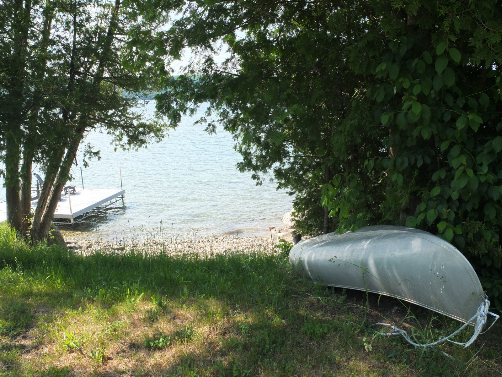 Waterfront cottage in Hope Bay