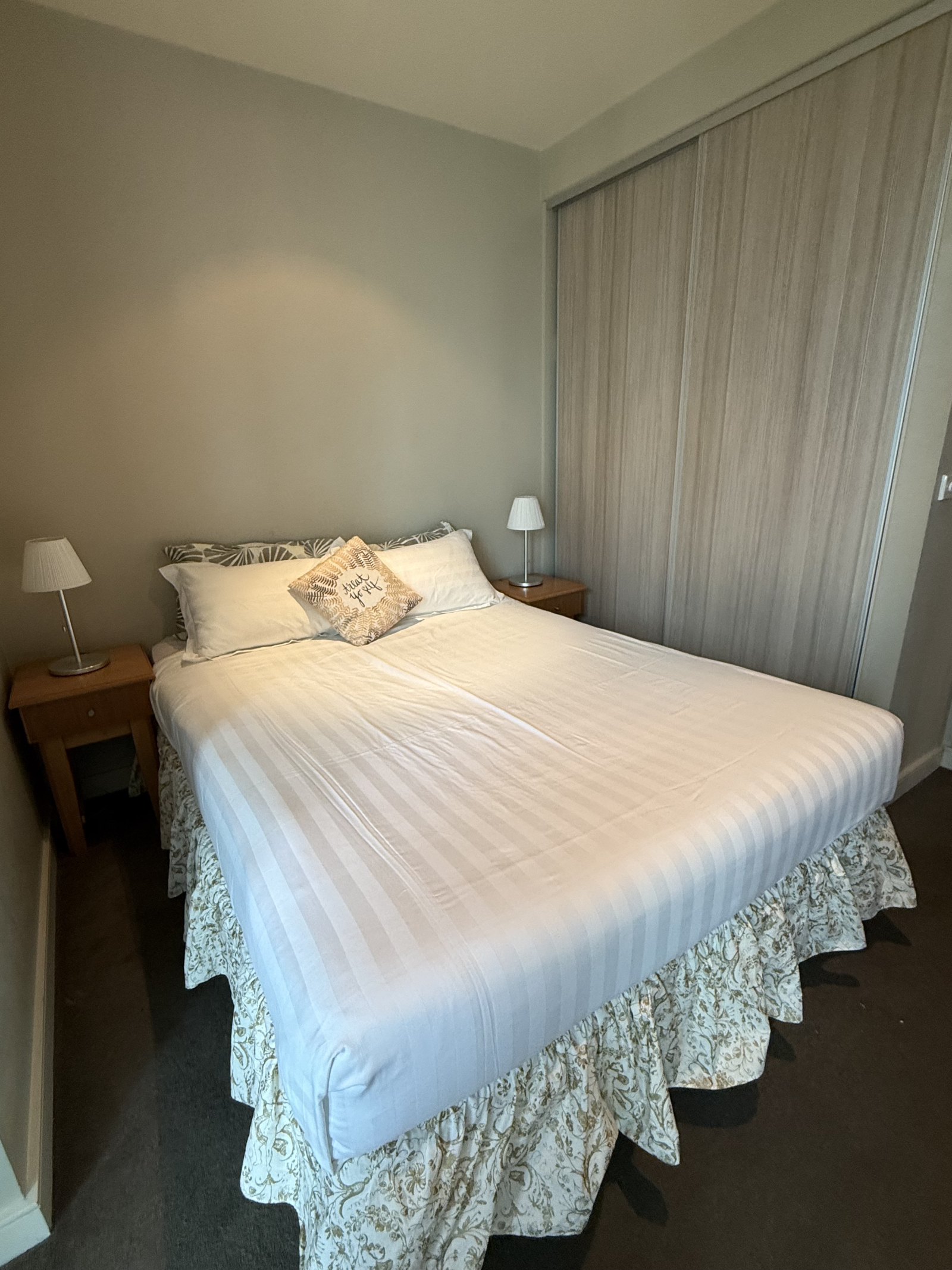 Melbourne City View Apartment