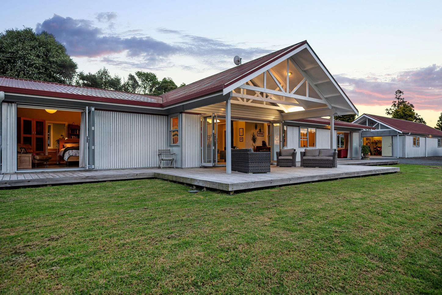 Familienhaus im friedlichen Gebiet von Wainui