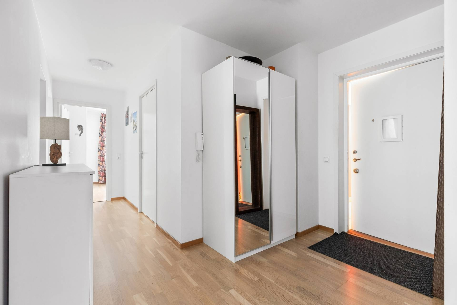 Apartment in quiet area of Stockholm but with easy access to the city