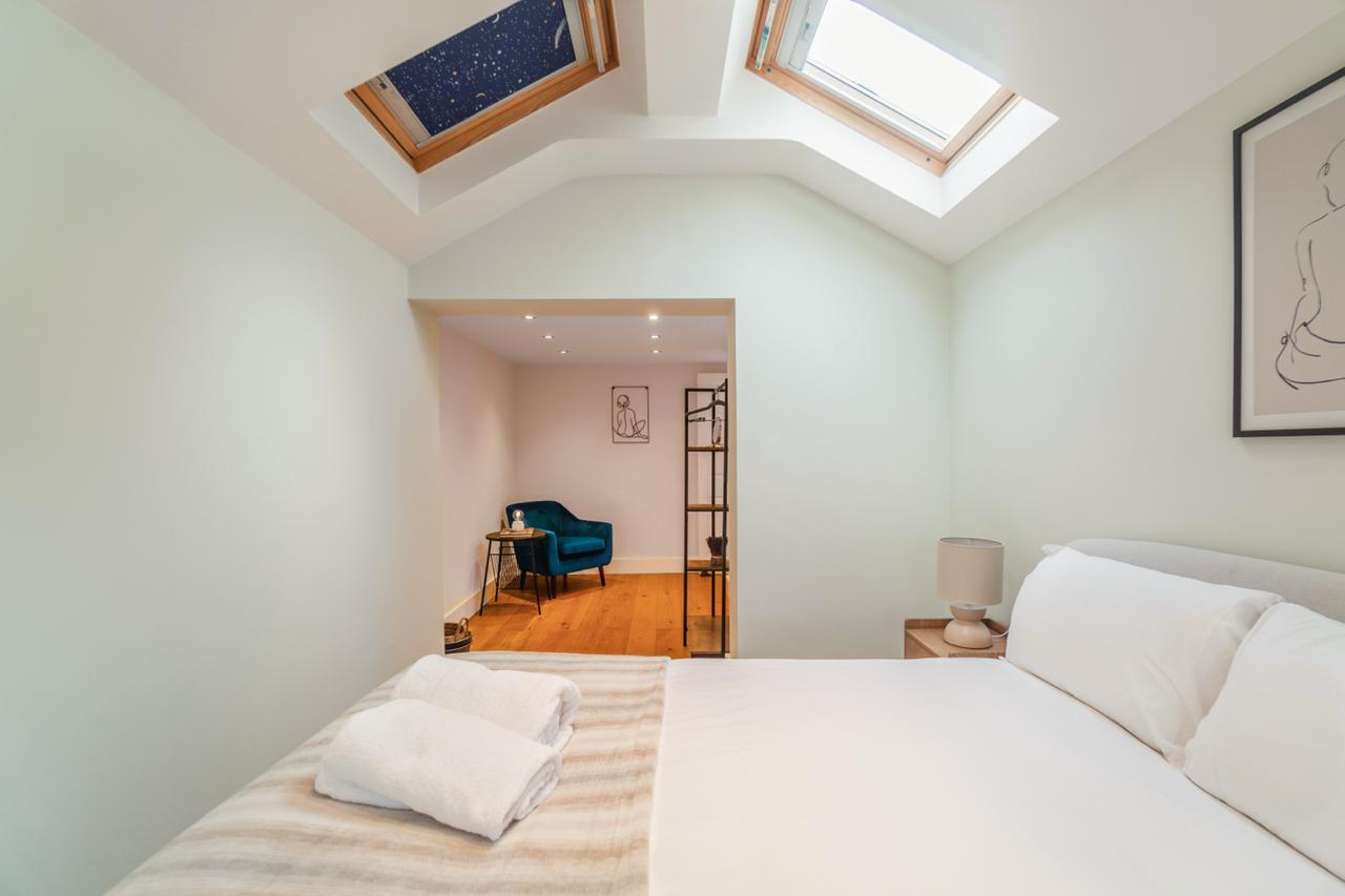 Een geweldig huis met drie slaapkamers in het centrum van Windsor