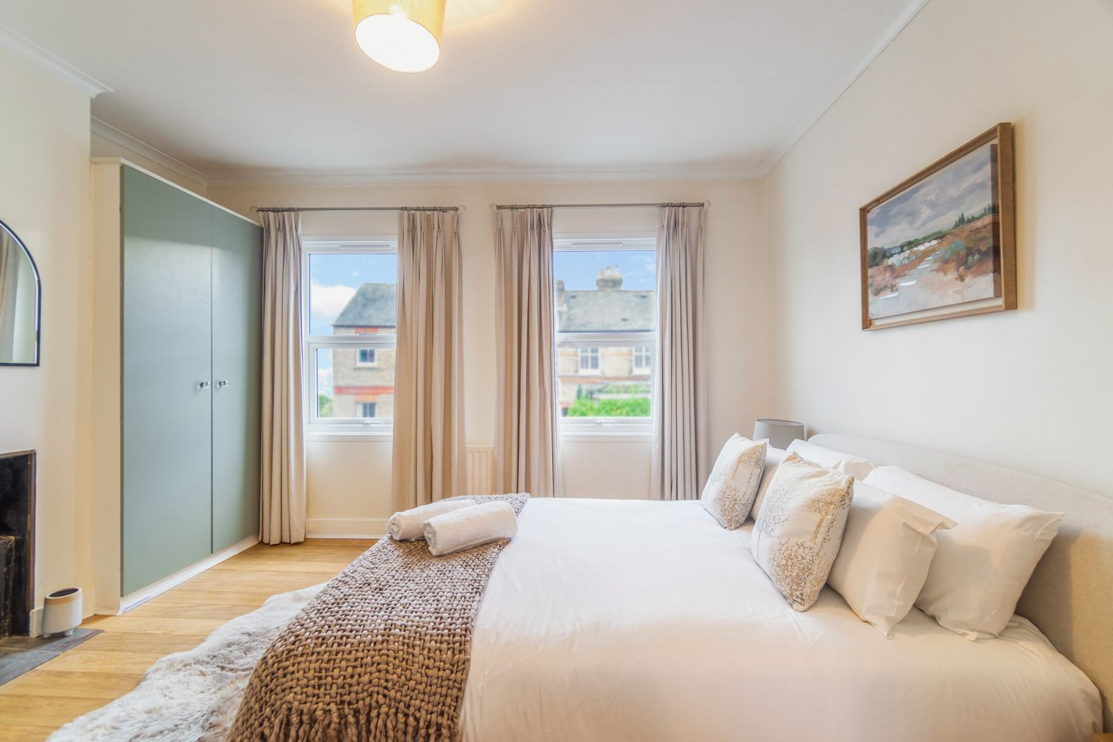 Een geweldig huis met drie slaapkamers in het centrum van Windsor