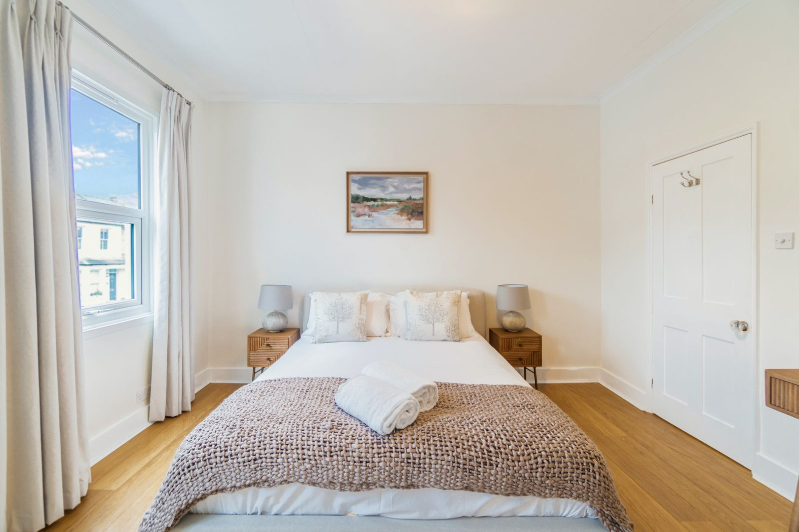 Een geweldig huis met drie slaapkamers in het centrum van Windsor