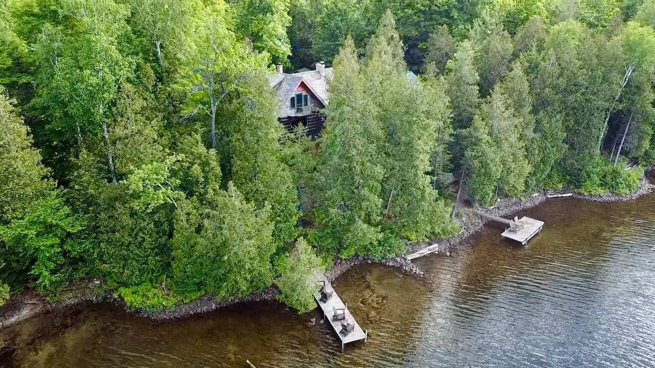Loons at Dawn — A Lakeside Log Home Retreat
