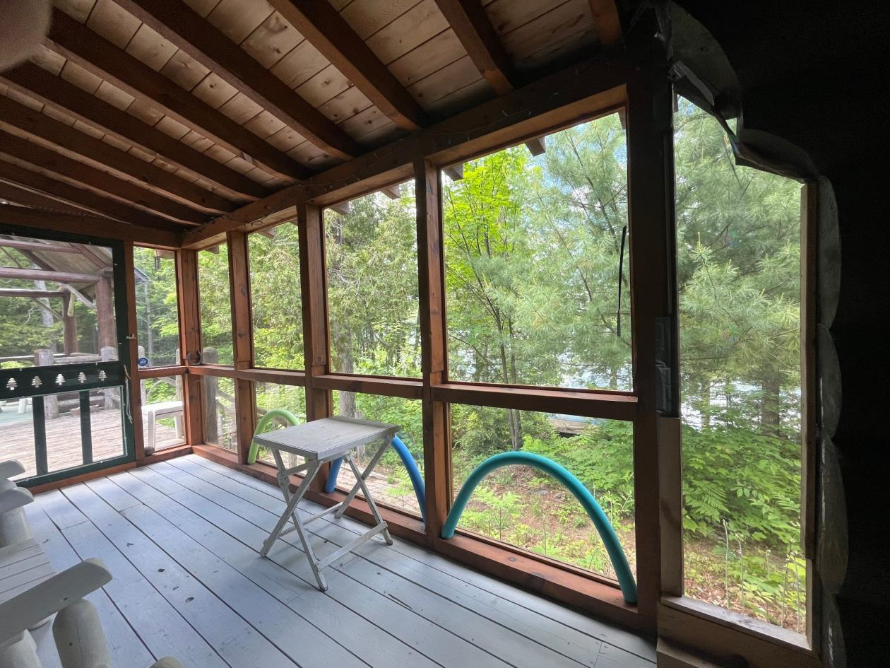 Loons at Dawn — A Lakeside Log Home Retreat
