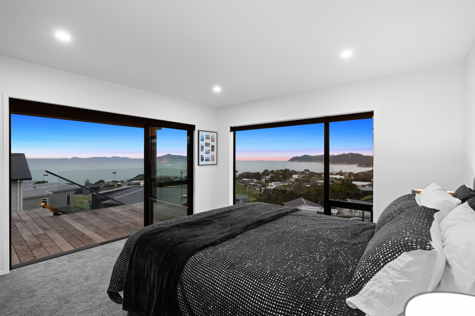 Modern Beach House 90 minuten ten noorden van Auckland