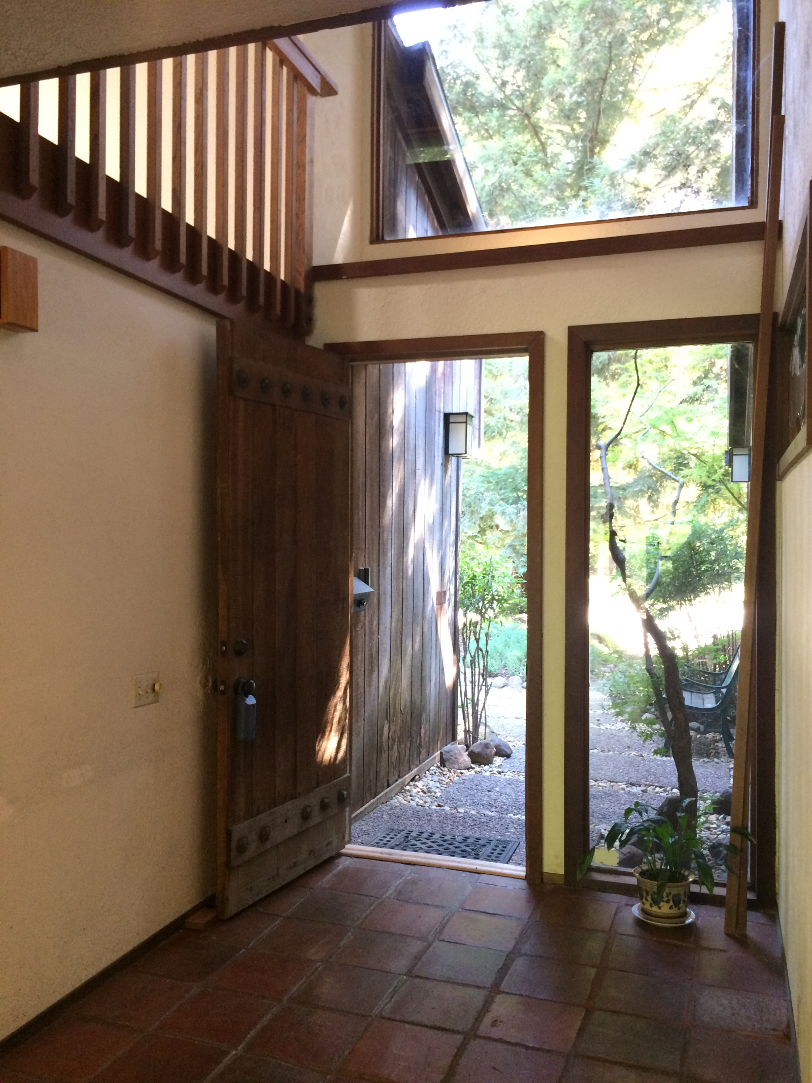 Unique Artistic House Nestled Among Redwoods and Walking Trails