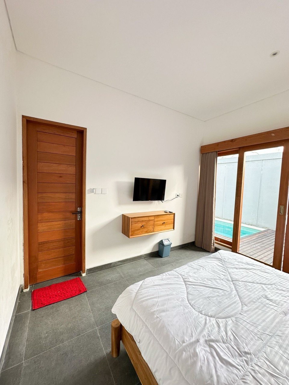 2 bdr villa with pool