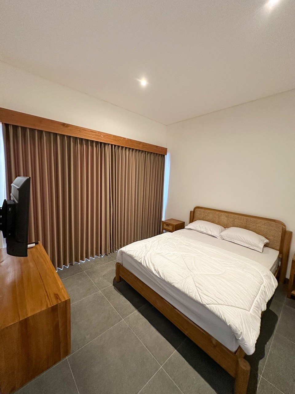 2 bdr villa with pool